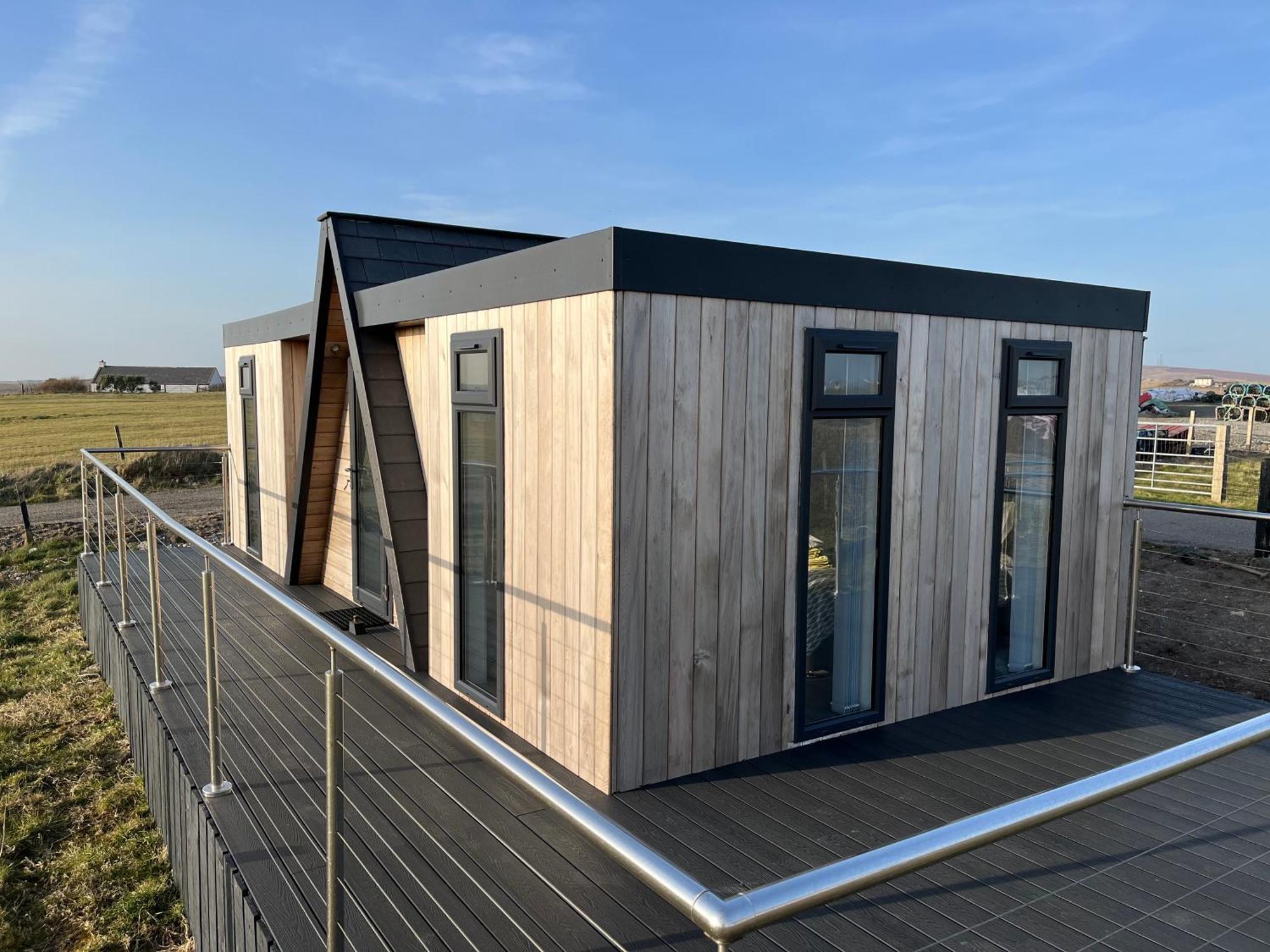 Seas The Day - Self Catering Lodge North Uist Paible Экстерьер фото